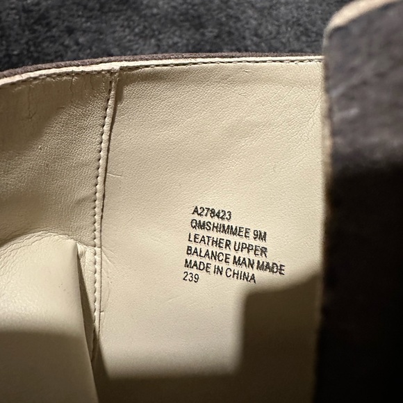 NEW Marc Fisher Dark Gray Suede zip up Bootie size 9M - Picture 9 of 10